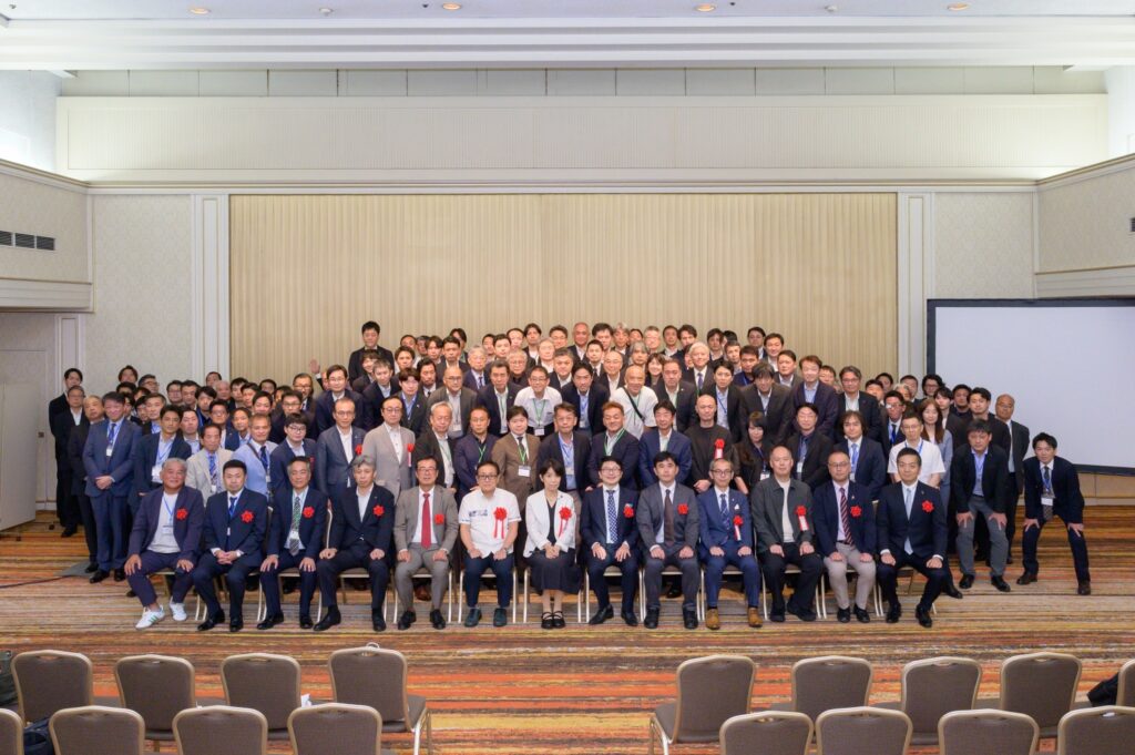 全国温浴施設協会 第3回交流会 参加者集合写真